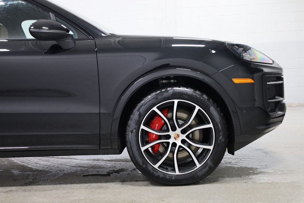 Thumbnail: 2026 Porsche Cayenne - 8