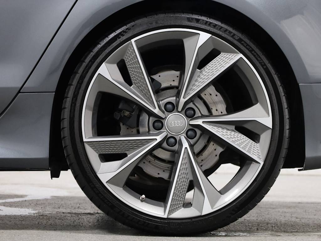 Thumbnail: 2014 Audi RS 7 - 40