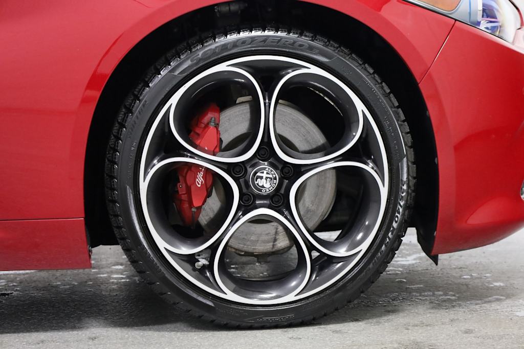 2022 Alfa Romeo Giulia Ti 23