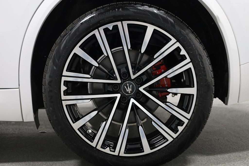 Thumbnail: 2023 Maserati Grecale - 42