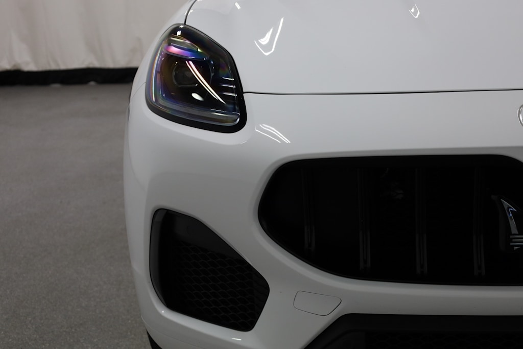 Thumbnail: 2023 Maserati Grecale - 7