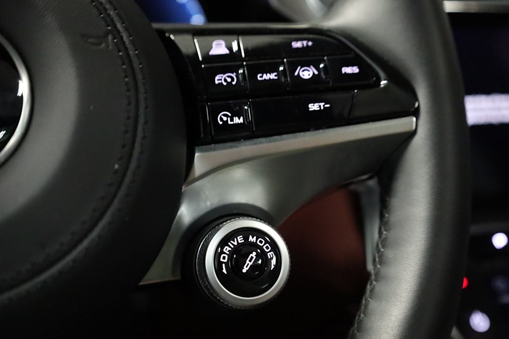 Thumbnail: 2023 Maserati Grecale - 33