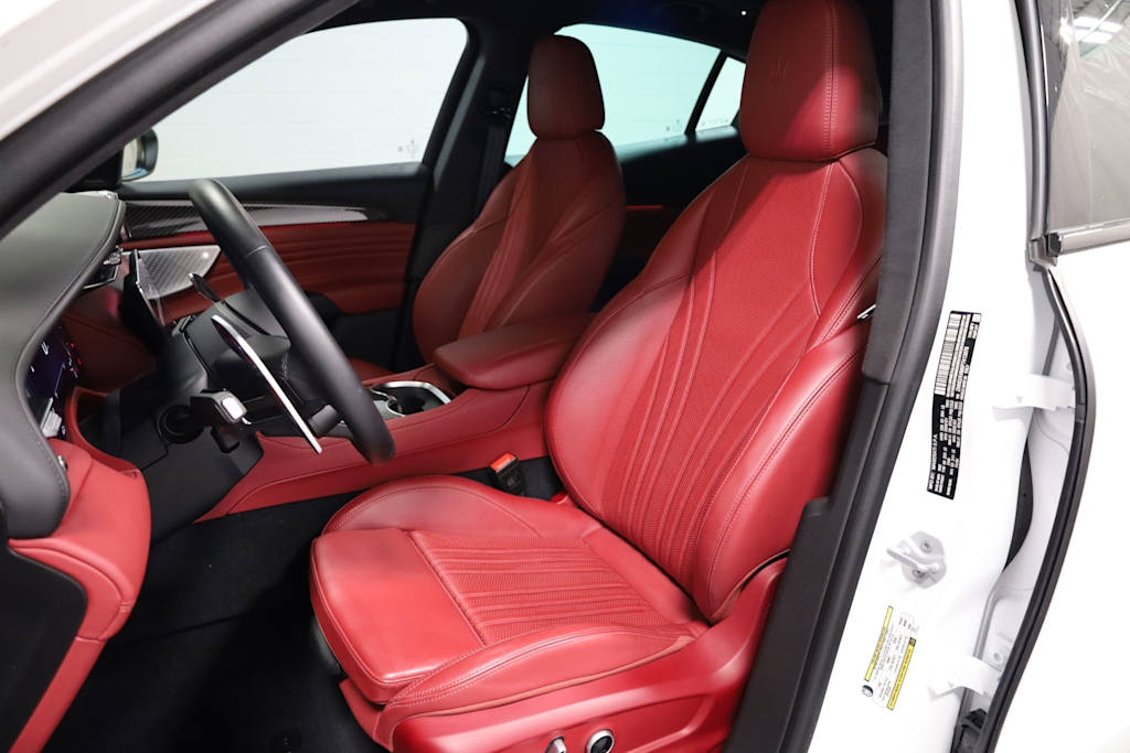 Thumbnail: 2023 Maserati Grecale - 11