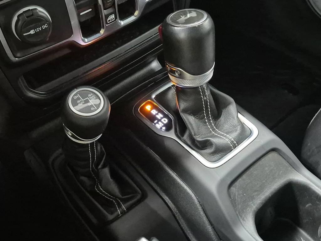 Thumbnail: 2023 Jeep Wrangler - 15