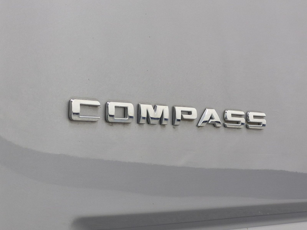 Thumbnail: 2017 Jeep Compass - 25