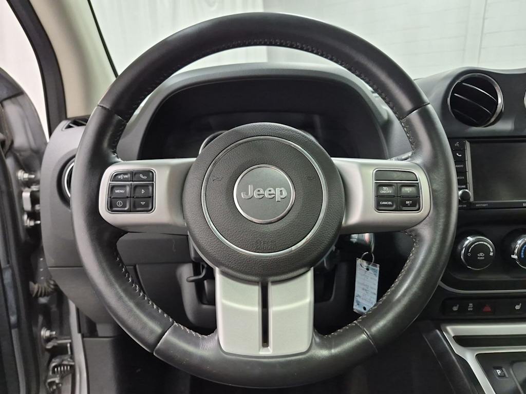 Thumbnail: 2017 Jeep Compass - 13