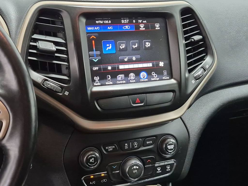 Thumbnail: 2016 Jeep Cherokee - 14