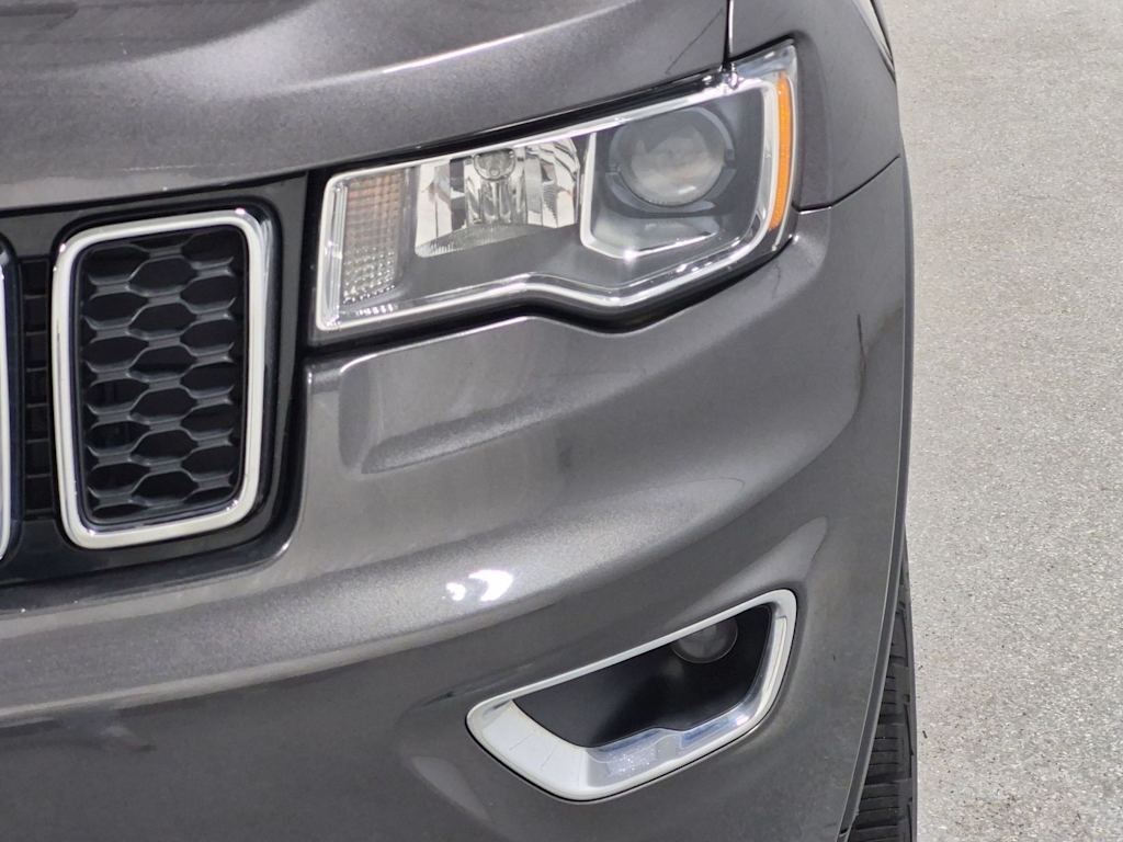 Thumbnail: 2019 Jeep Grand Cherokee - 32