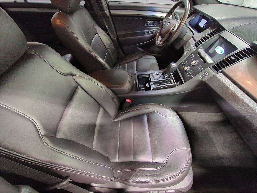Thumbnail: 2016 Ford Taurus - 12