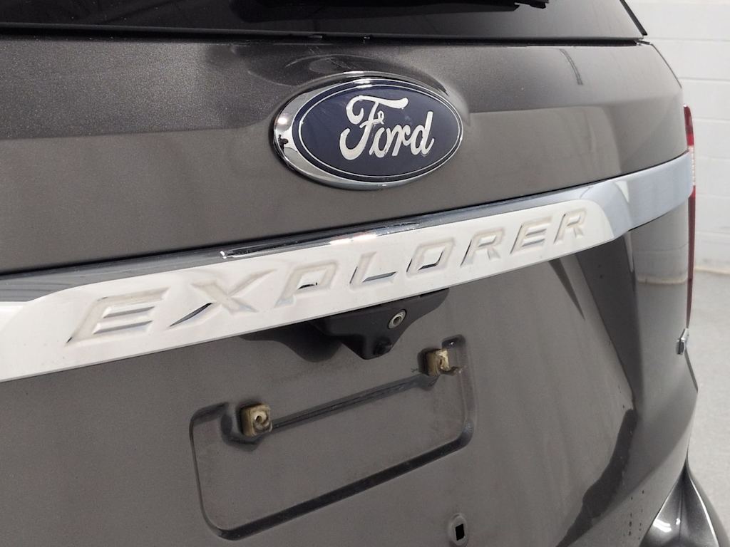 Thumbnail: 2017 Ford Explorer - 24