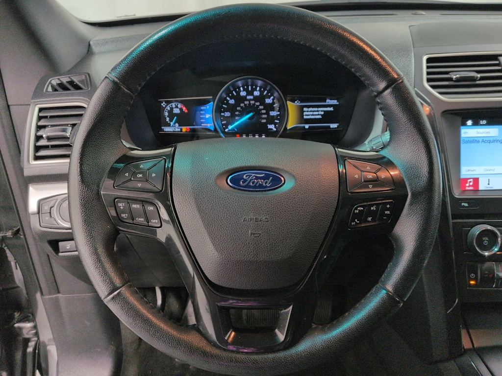 Thumbnail: 2017 Ford Explorer - 13