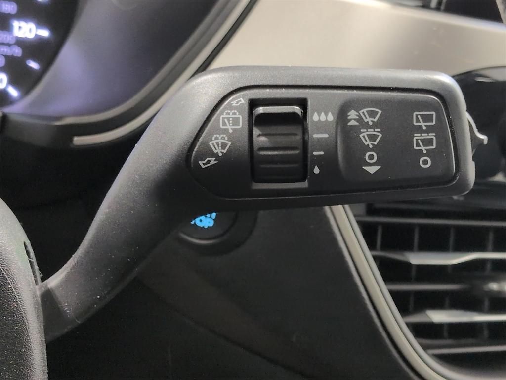 Thumbnail: 2020 Ford Escape - 32