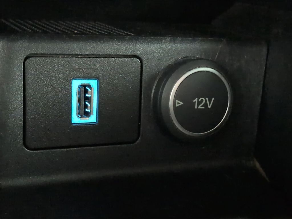 Thumbnail: 2020 Ford Escape - 35