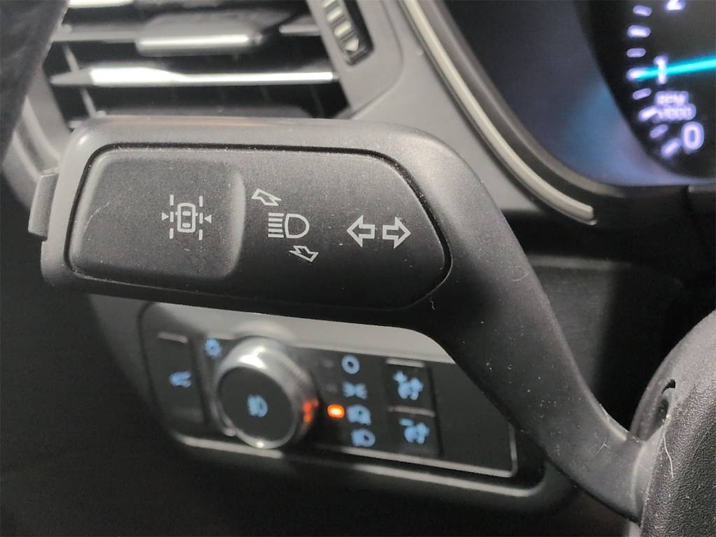 Thumbnail: 2020 Ford Escape - 16