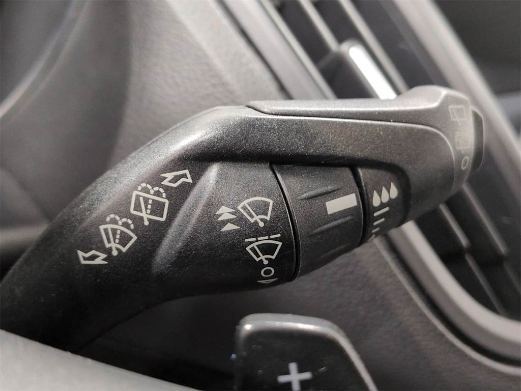 Thumbnail: 2017 Ford Escape - 16