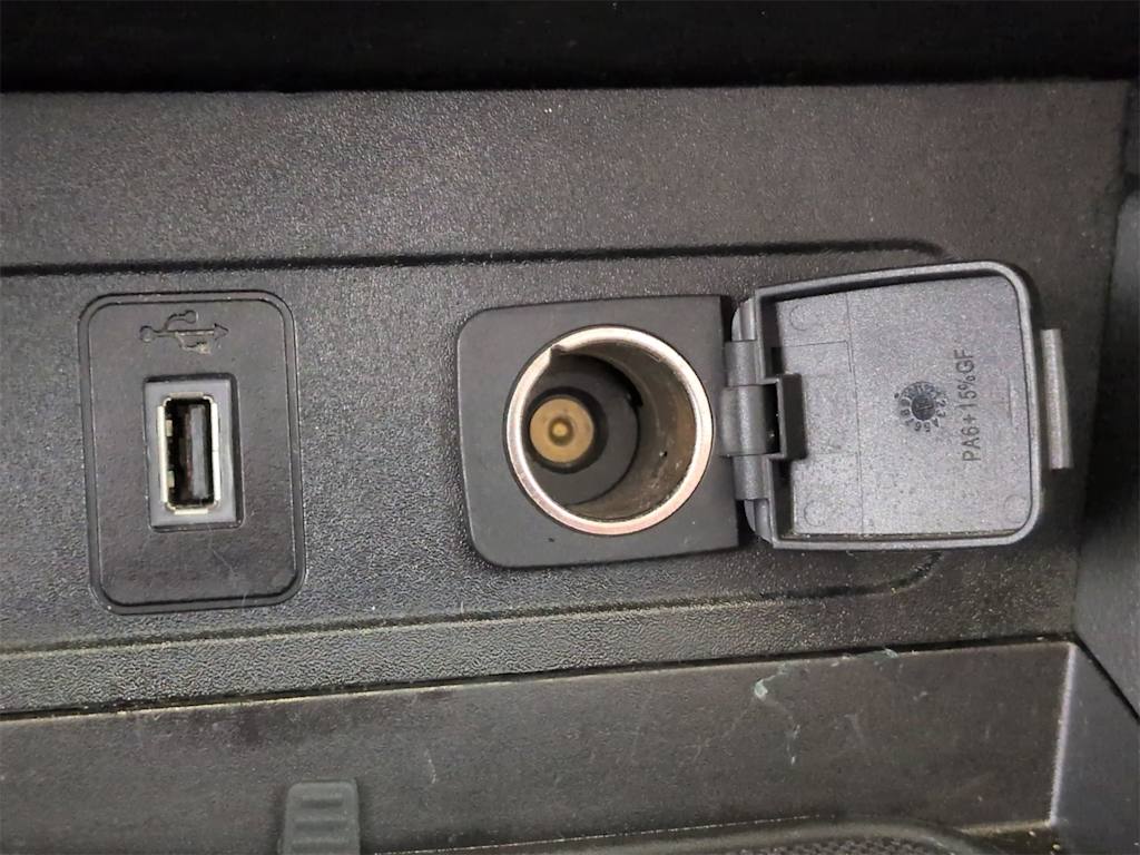 Thumbnail: 2017 Ford Escape - 34