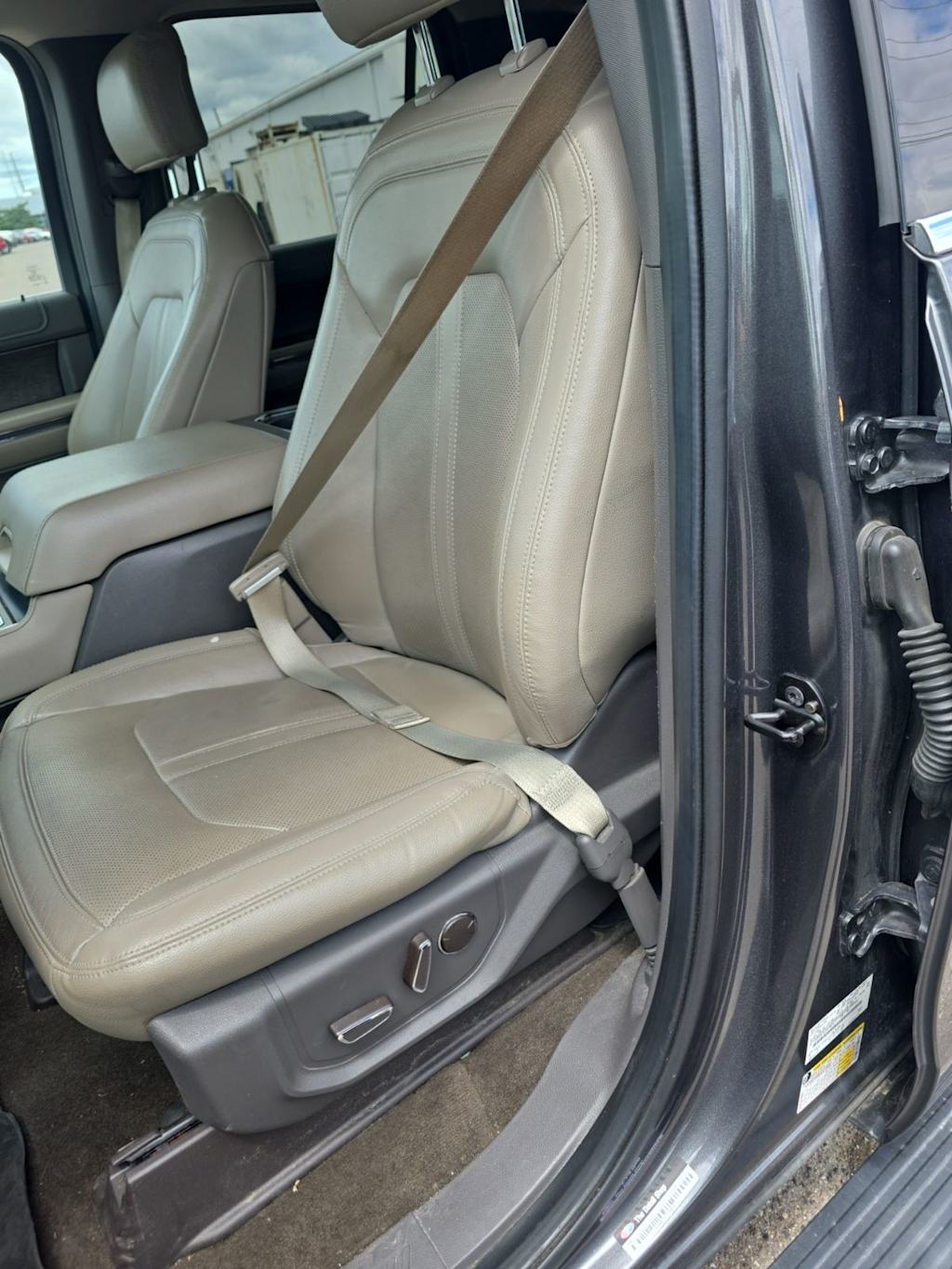 Thumbnail: 2020 Ford Expedition - 9