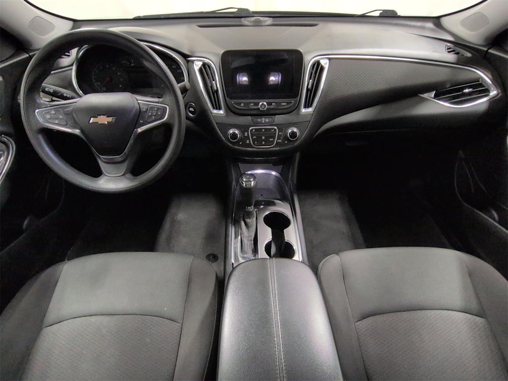 Thumbnail: 2020 Chevrolet Malibu - 10