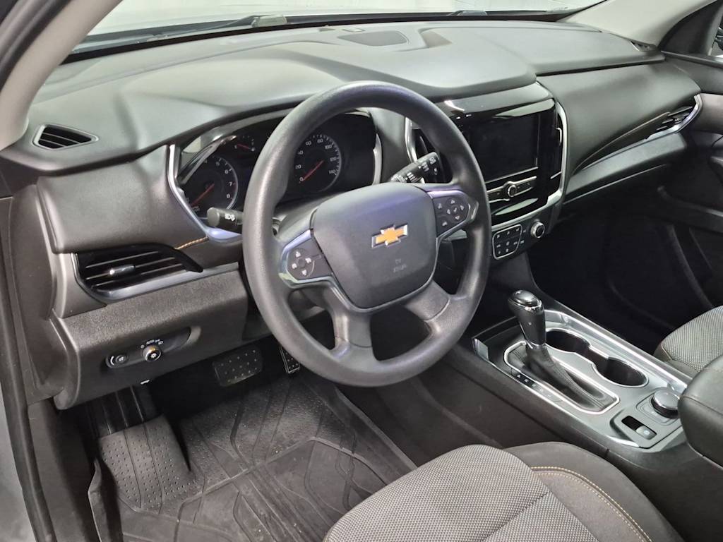 Thumbnail: 2020 Chevrolet Traverse - 2