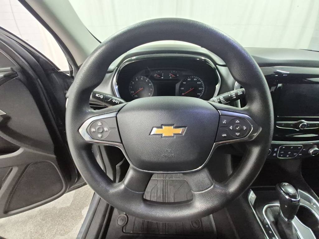 Thumbnail: 2020 Chevrolet Traverse - 14