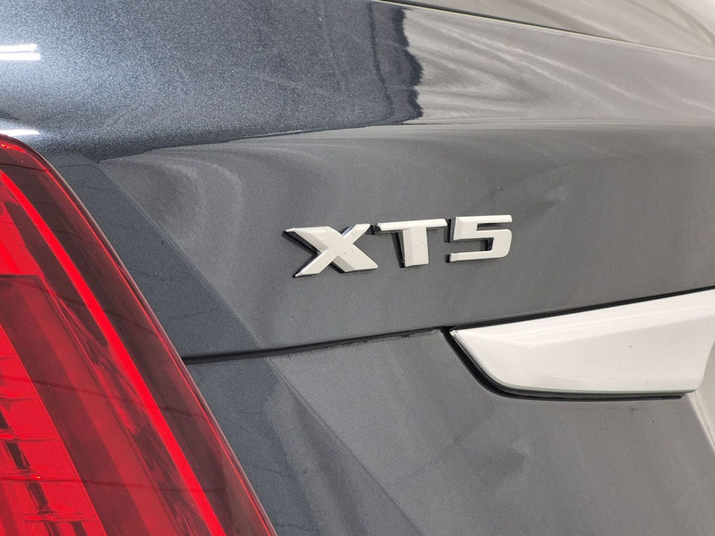 Thumbnail: 2019 Cadillac XT5 - 25