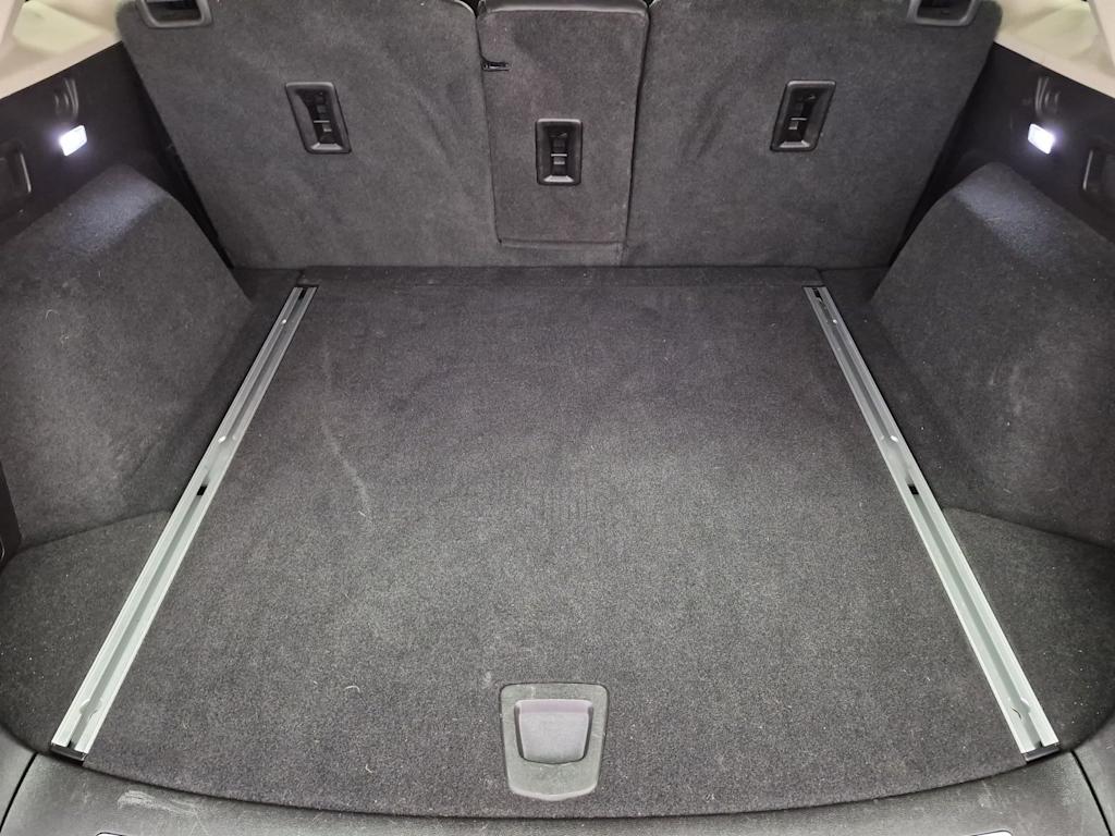 Thumbnail: 2019 Cadillac XT5 - 17