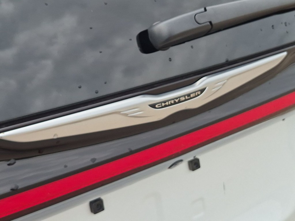 Thumbnail: 2025 Chrysler Pacifica - 7