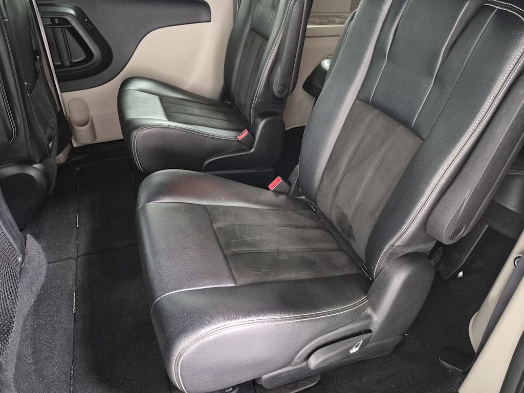 Thumbnail: 2019 Dodge Grand Caravan - 12