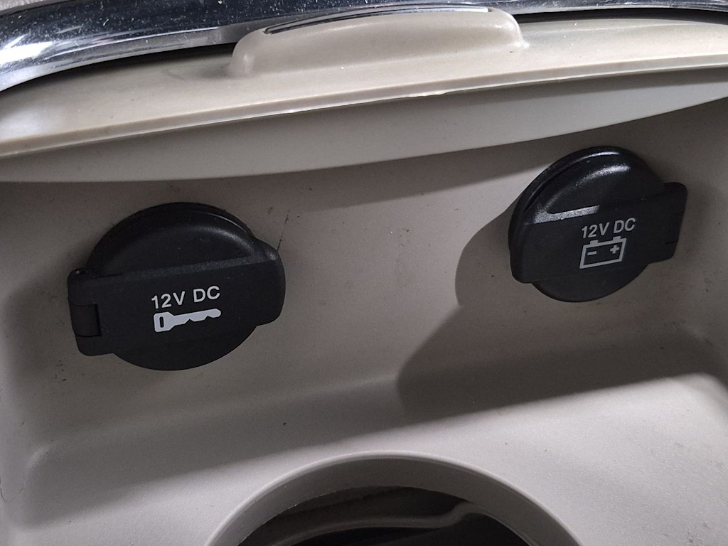 Thumbnail: 2019 Dodge Grand Caravan - 32