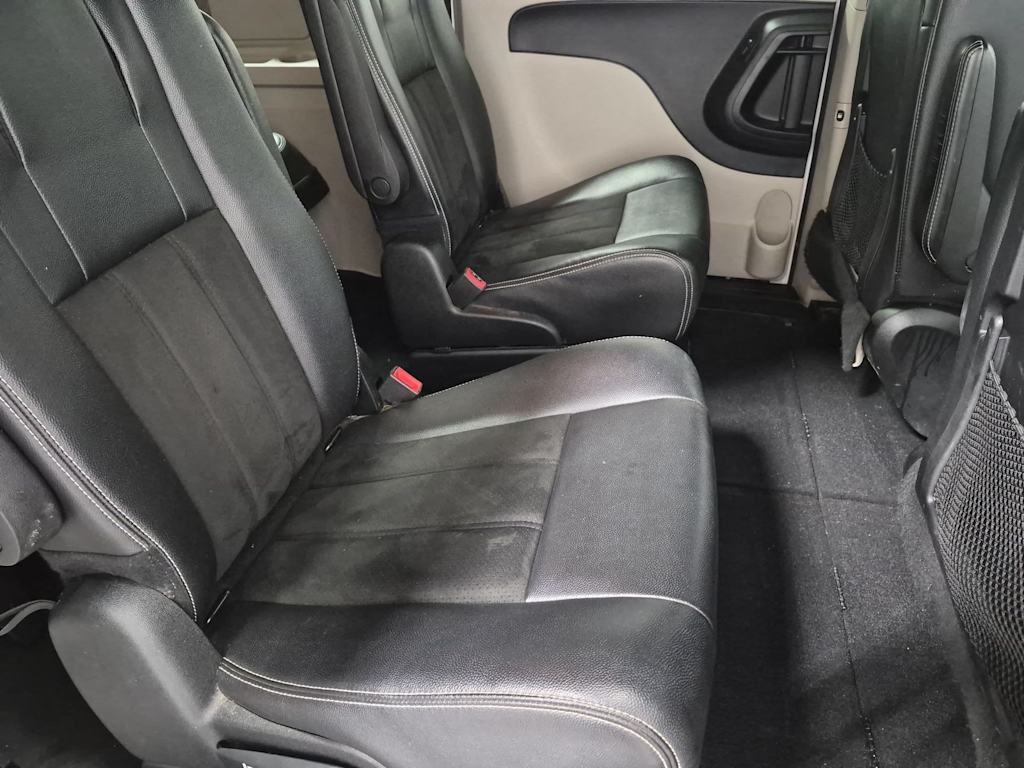 Thumbnail: 2019 Dodge Grand Caravan - 25