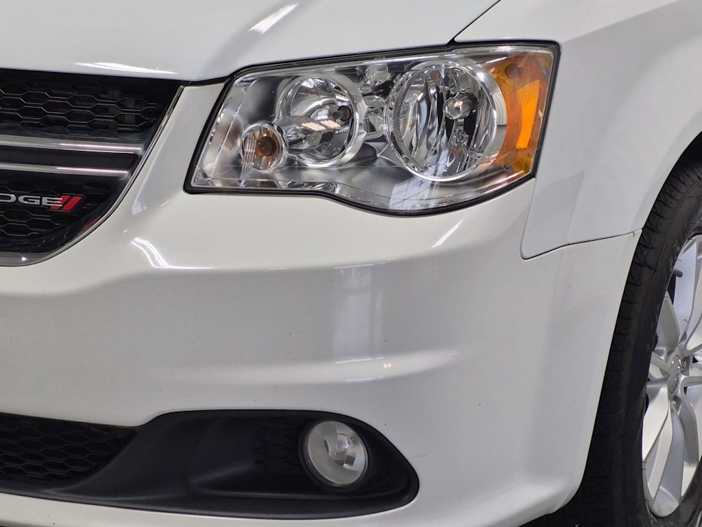 Thumbnail: 2019 Dodge Grand Caravan - 22