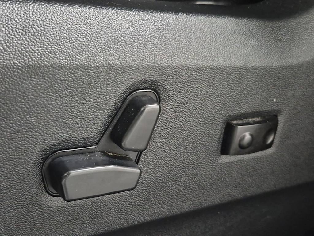 Thumbnail: 2019 Dodge Grand Caravan - 24