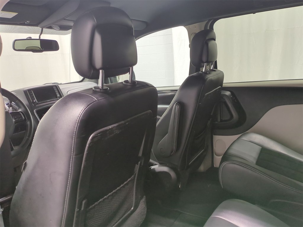 Thumbnail: 2014 Dodge Grand Caravan - 13