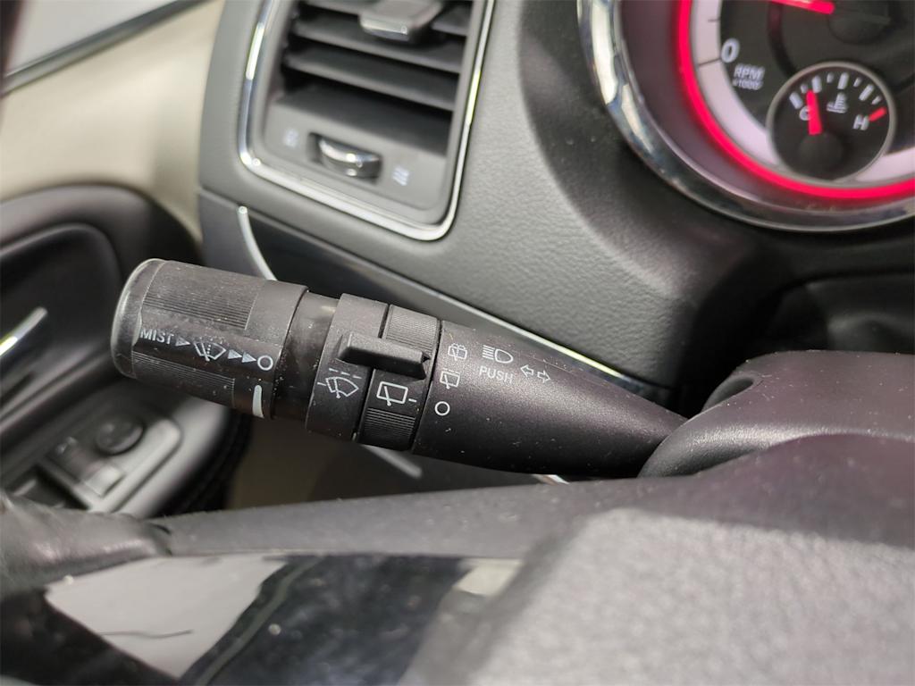Thumbnail: 2014 Dodge Grand Caravan - 16