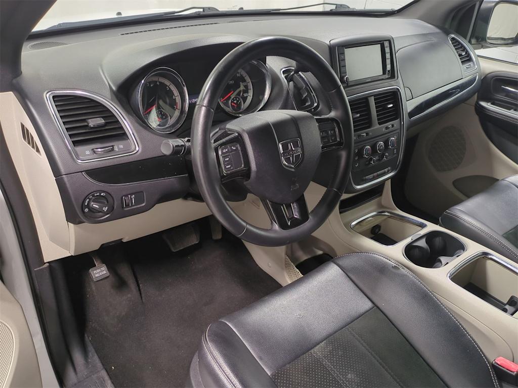 Thumbnail: 2014 Dodge Grand Caravan - 2