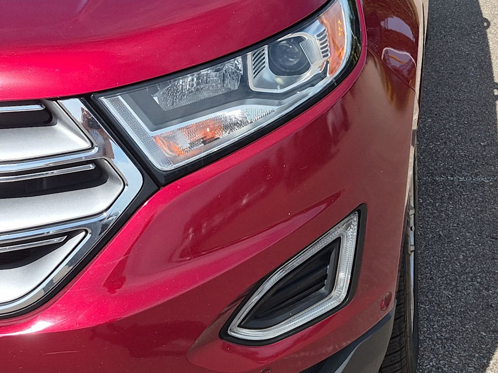 Thumbnail: 2017 Ford Edge - 25