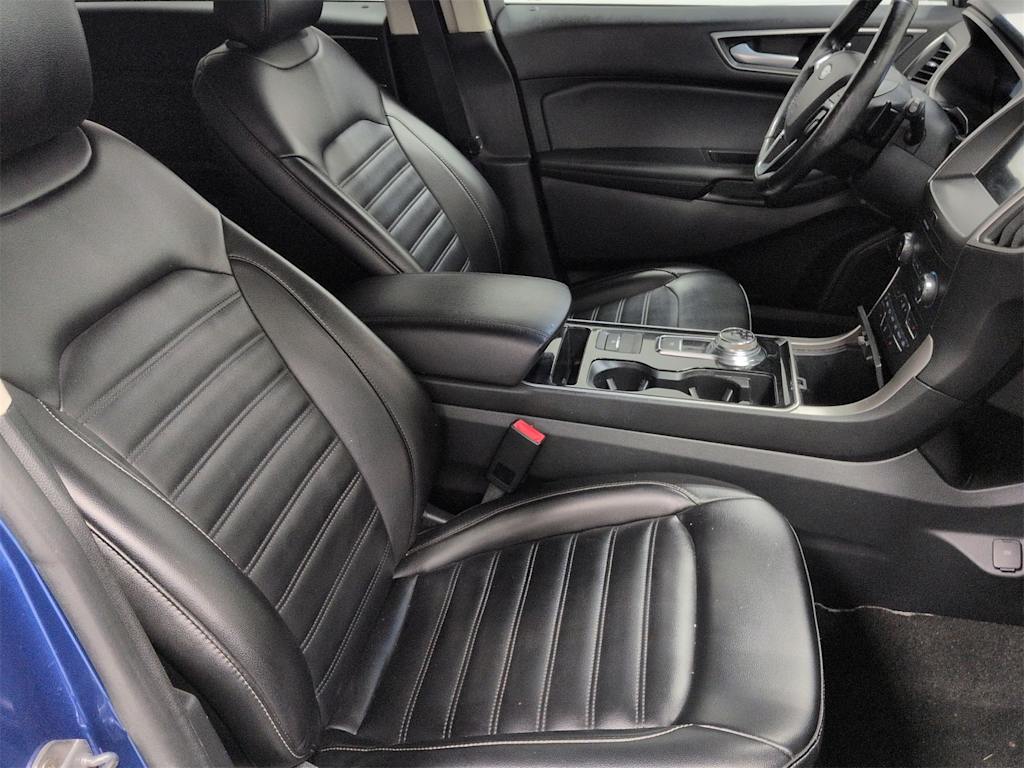 Thumbnail: 2020 Ford Edge - 29