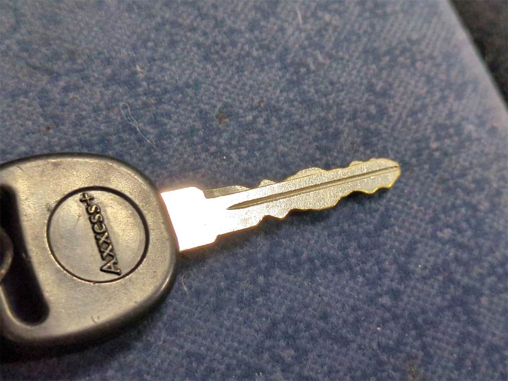 Thumbnail: 2002 Chevrolet Impala - 29