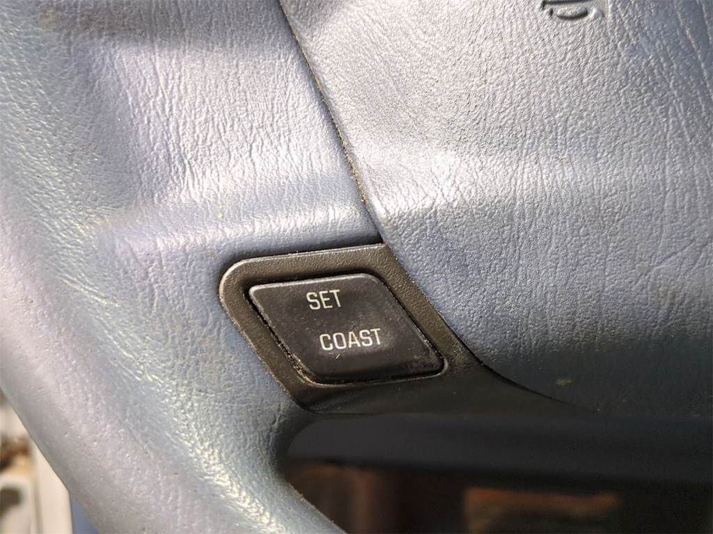 Thumbnail: 2002 Chevrolet Impala - 26