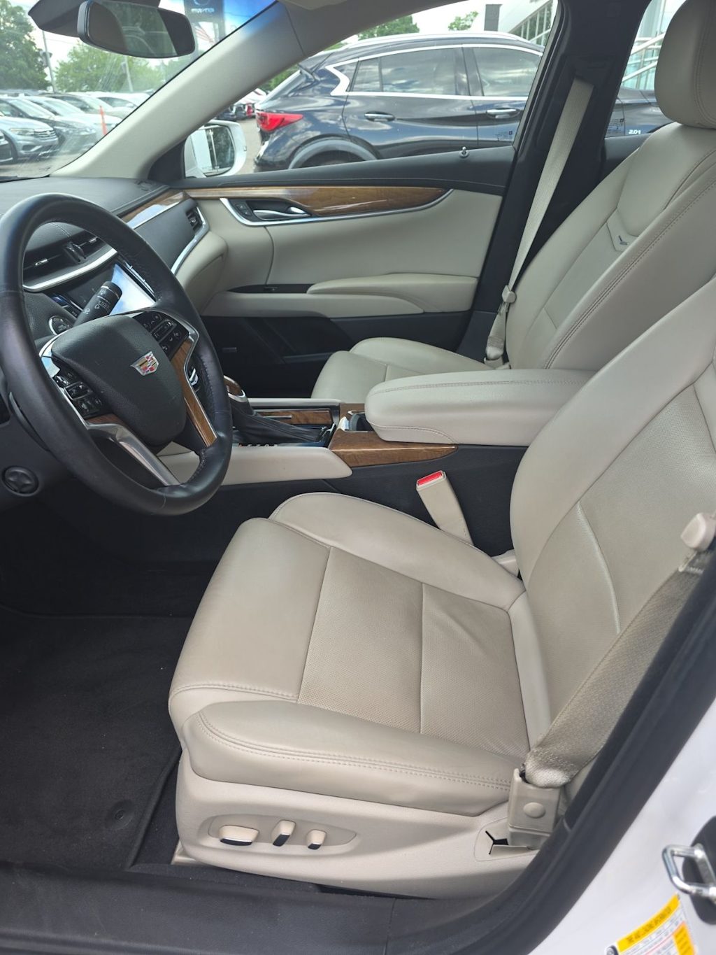 Thumbnail: 2018 Cadillac XTS - 7