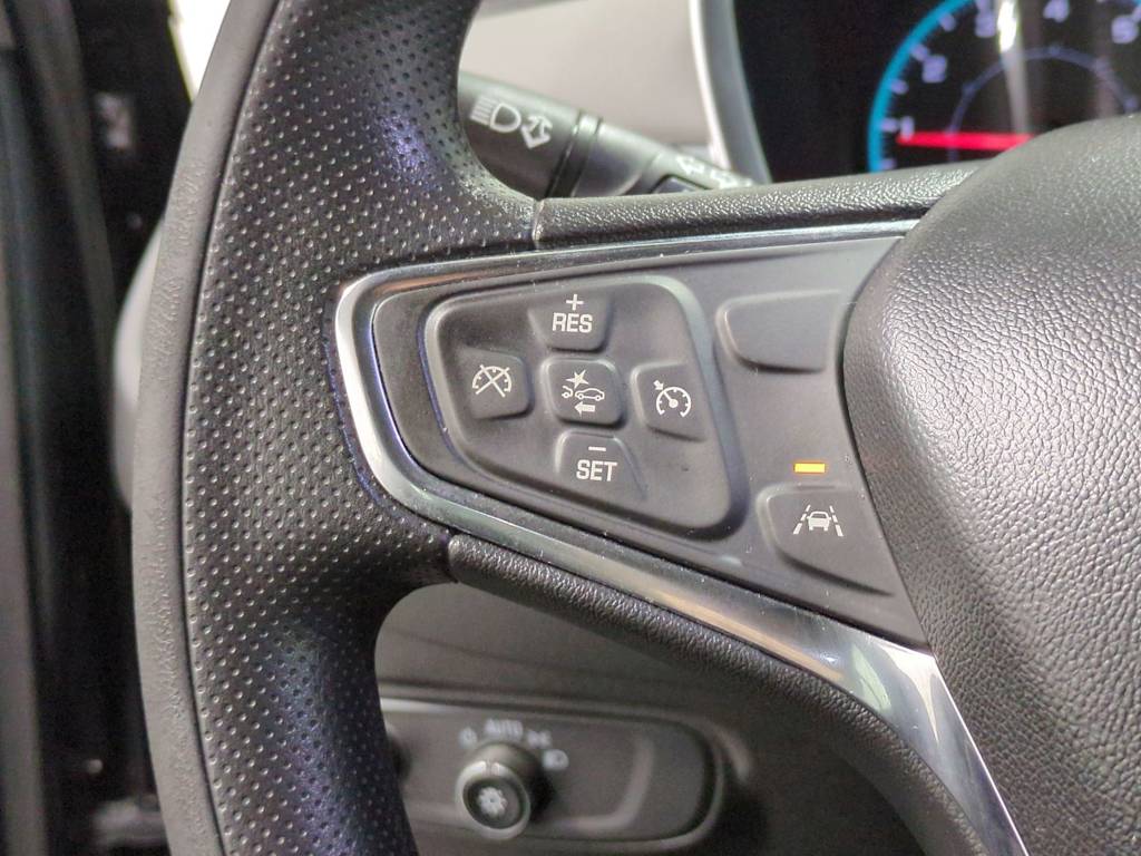 Thumbnail: 2021 Chevrolet Equinox - 30