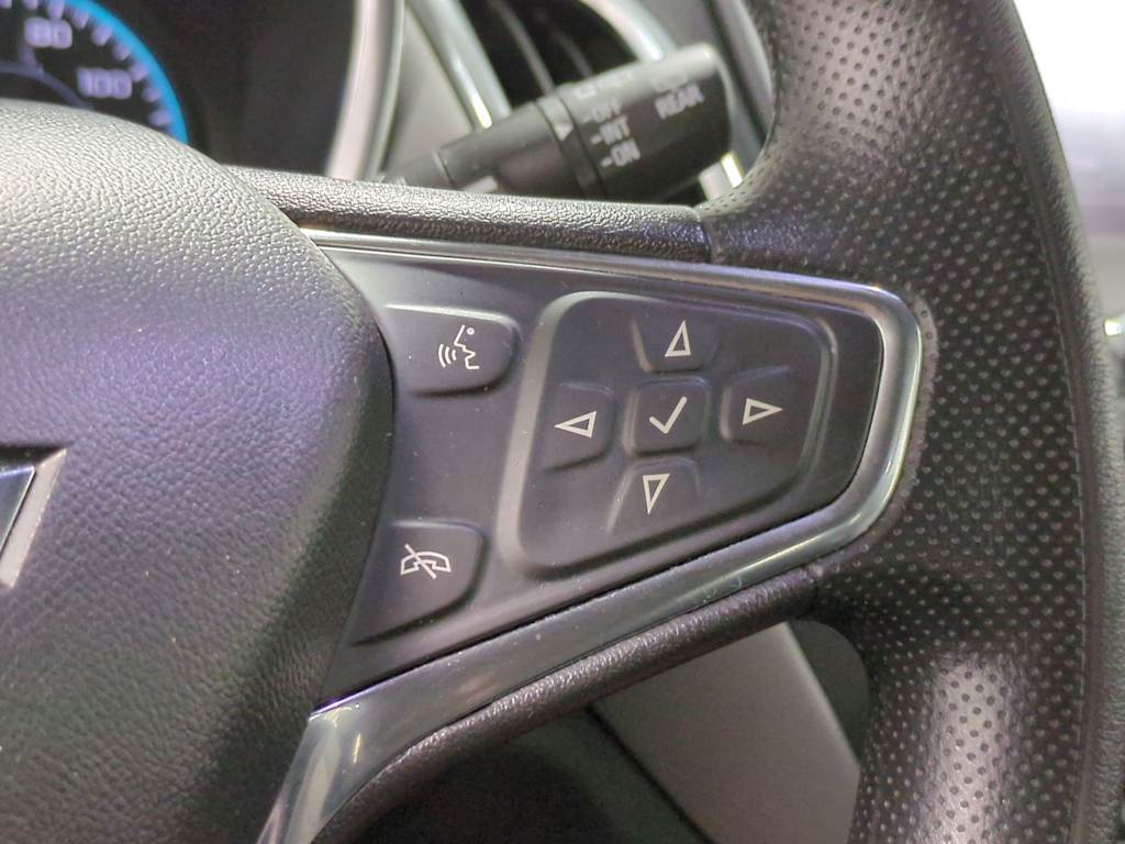 Thumbnail: 2021 Chevrolet Equinox - 31