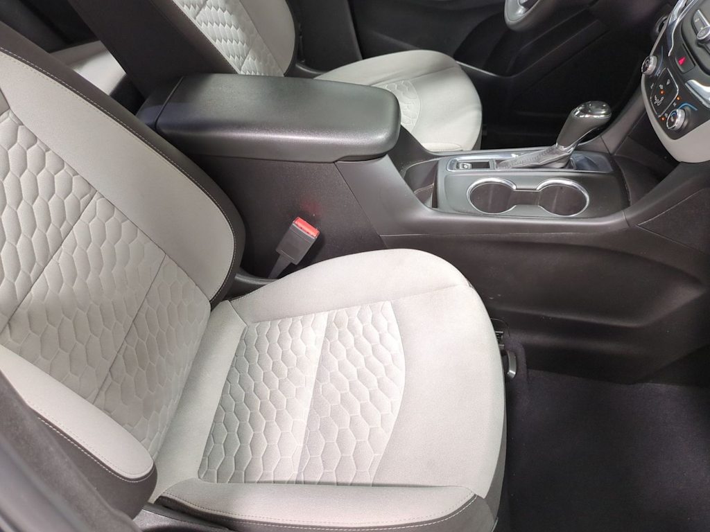 Thumbnail: 2021 Chevrolet Equinox - 29