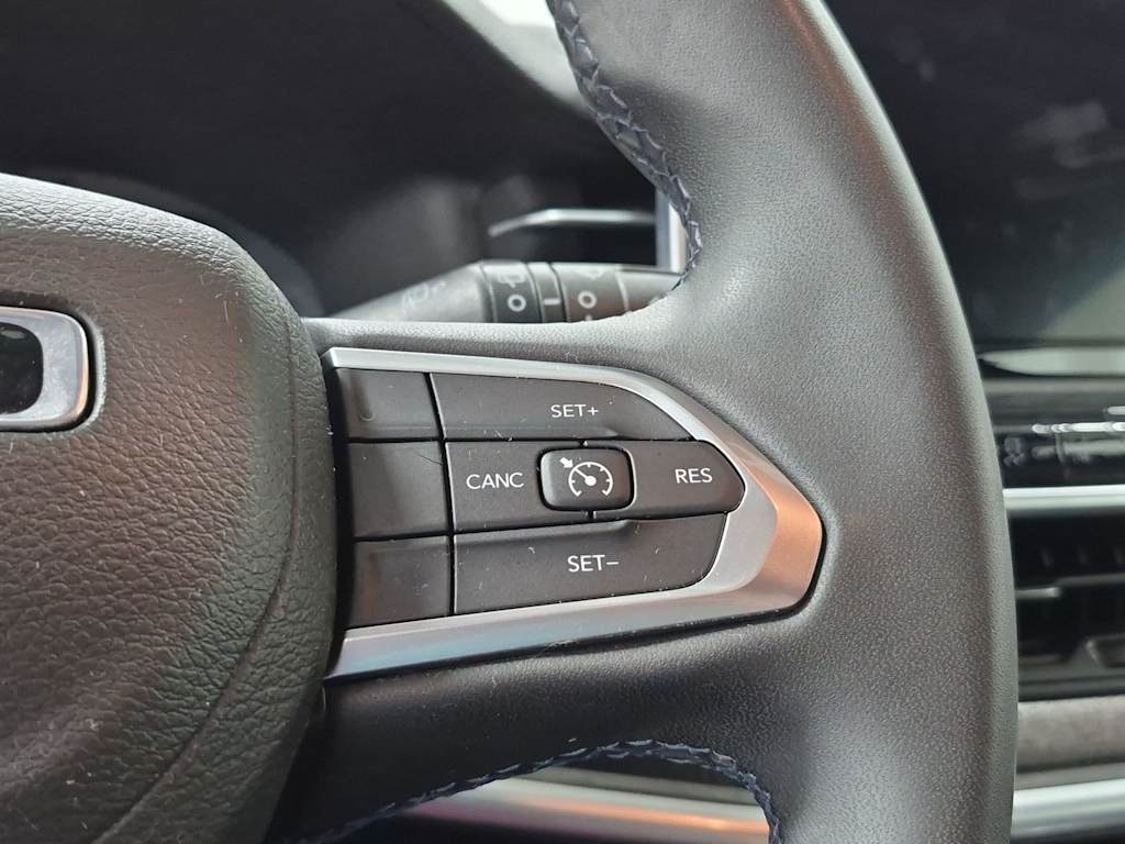 Thumbnail: 2022 Jeep Compass - 30