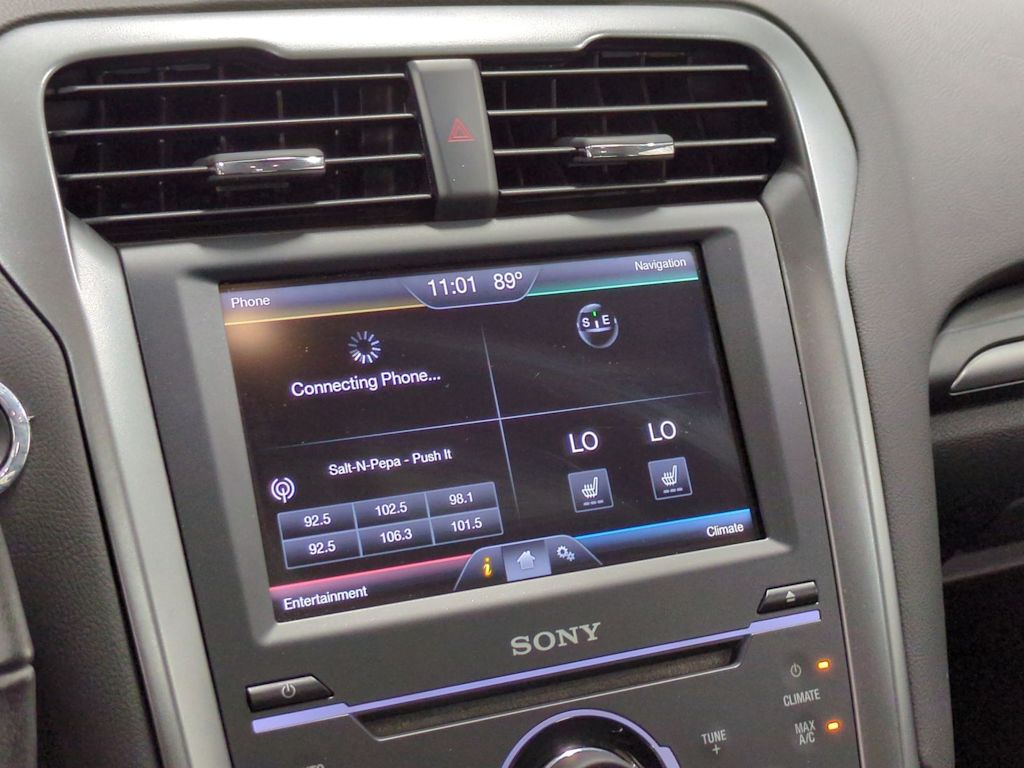 Thumbnail: 2014 Ford Fusion - 14