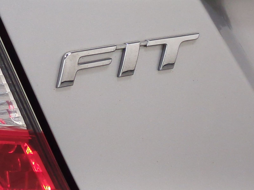 Thumbnail: 2015 Honda Fit - 26