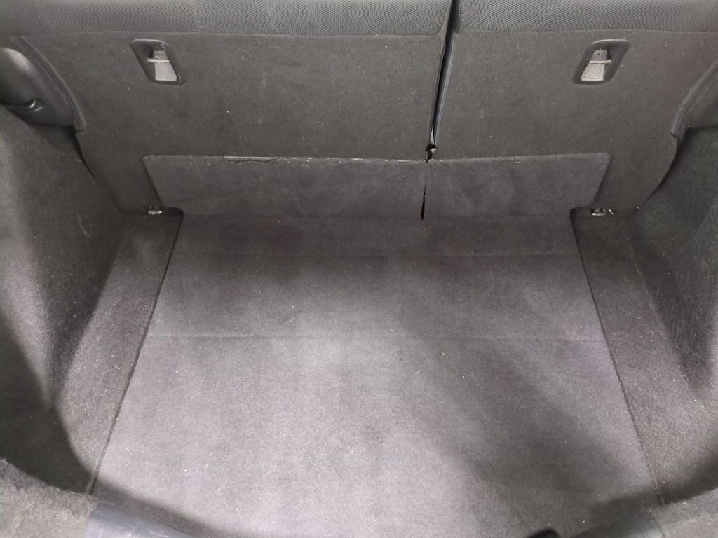 Thumbnail: 2015 Honda Fit - 18