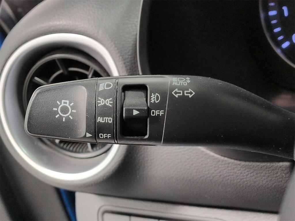 Thumbnail: 2023 Kia Forte - 15