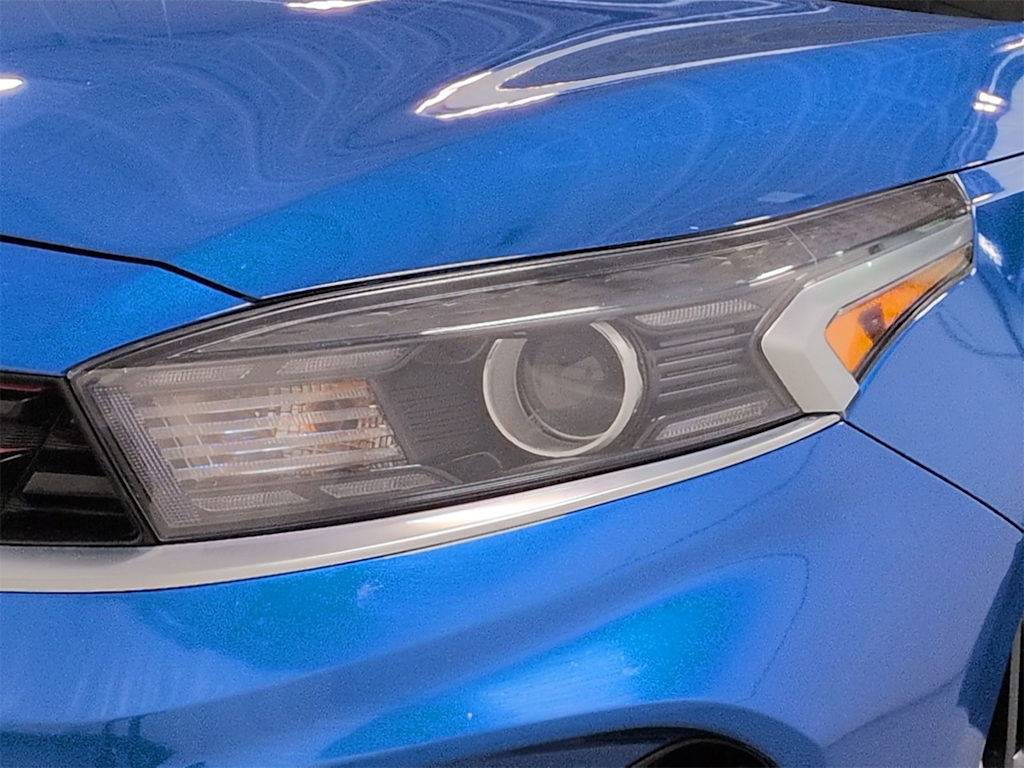 Thumbnail: 2023 Kia Forte - 26