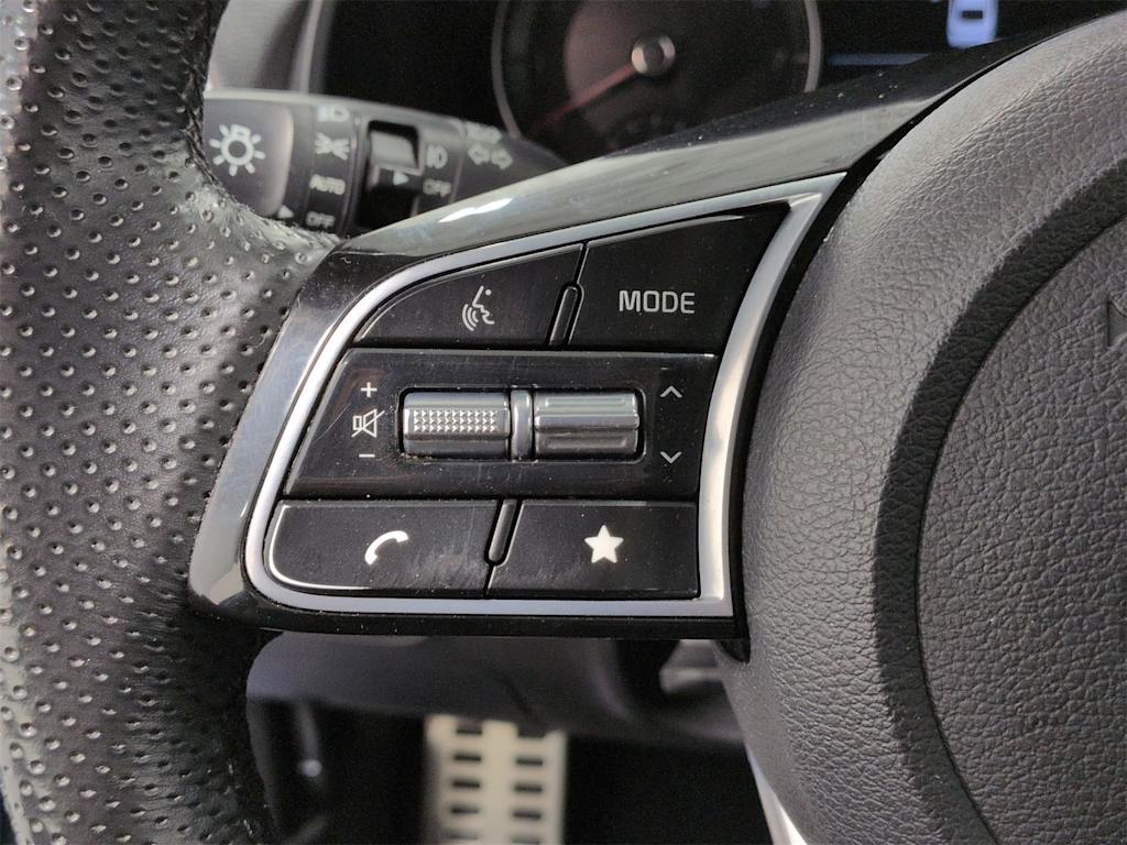 Thumbnail: 2023 Kia Forte - 33